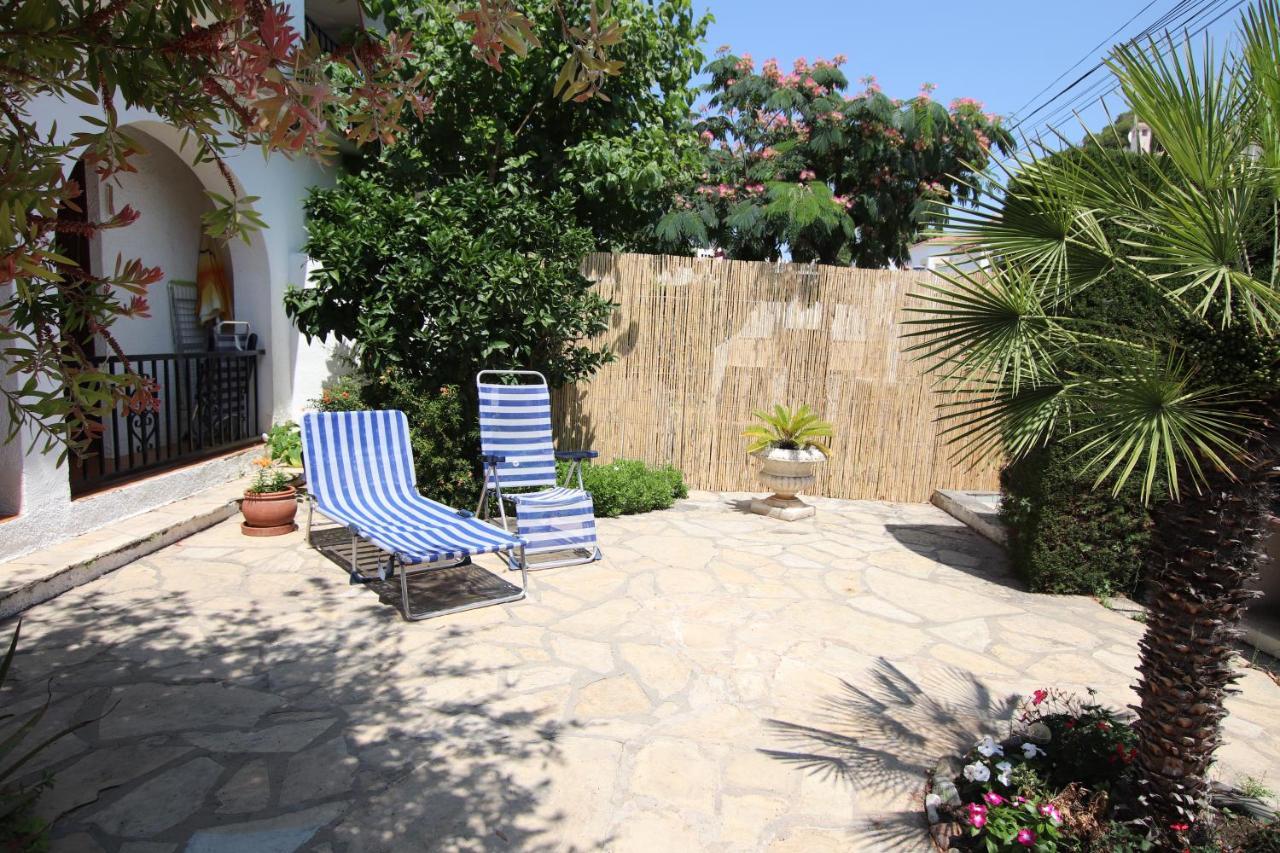 Planta Baja, Primera Linea, Playa, Jardin Privado, Ardiaca, Cambrils, Apartamento Jacqueline Екстериор снимка