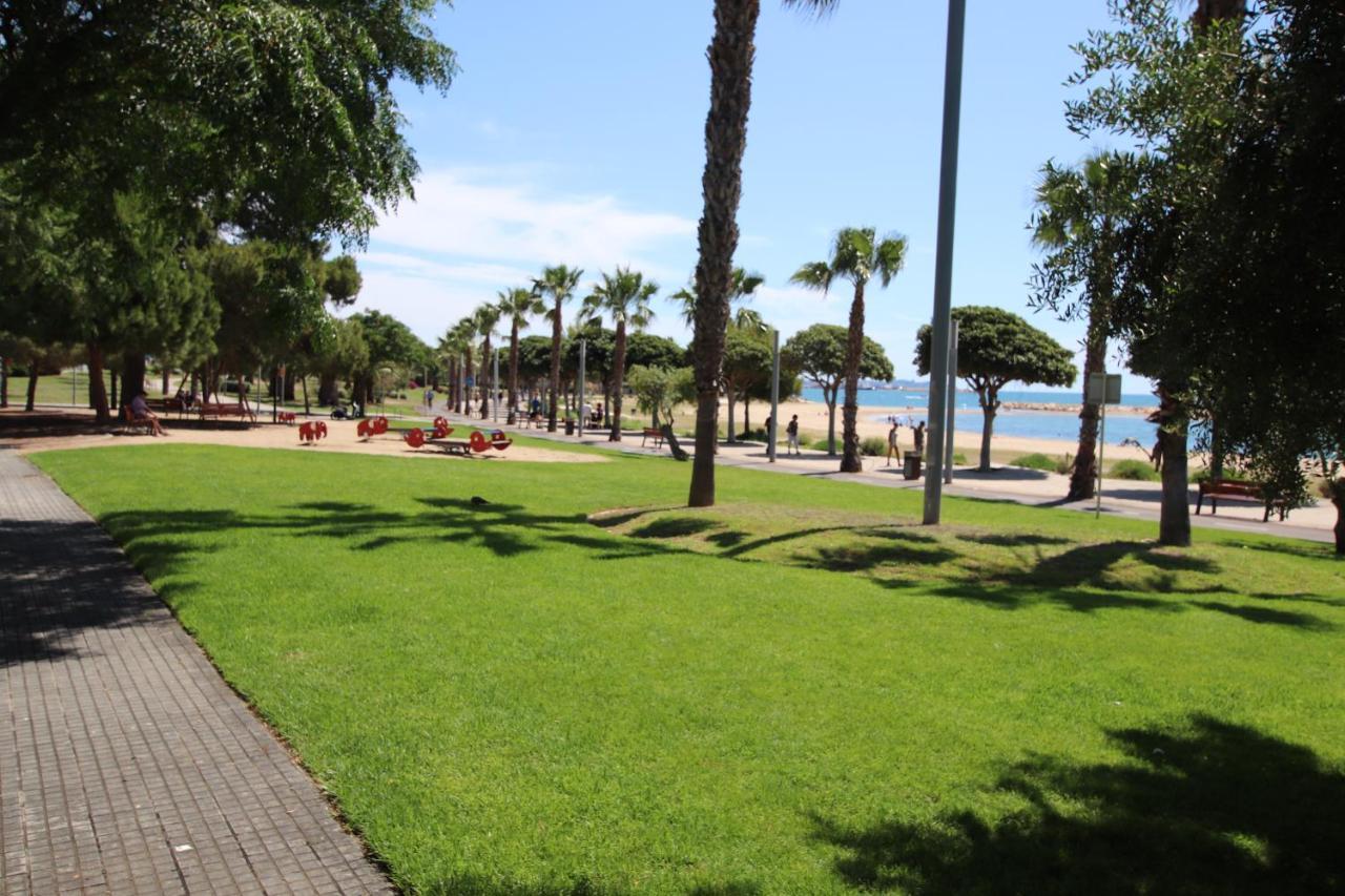 Planta Baja, Primera Linea, Playa, Jardin Privado, Ardiaca, Cambrils, Apartamento Jacqueline Екстериор снимка